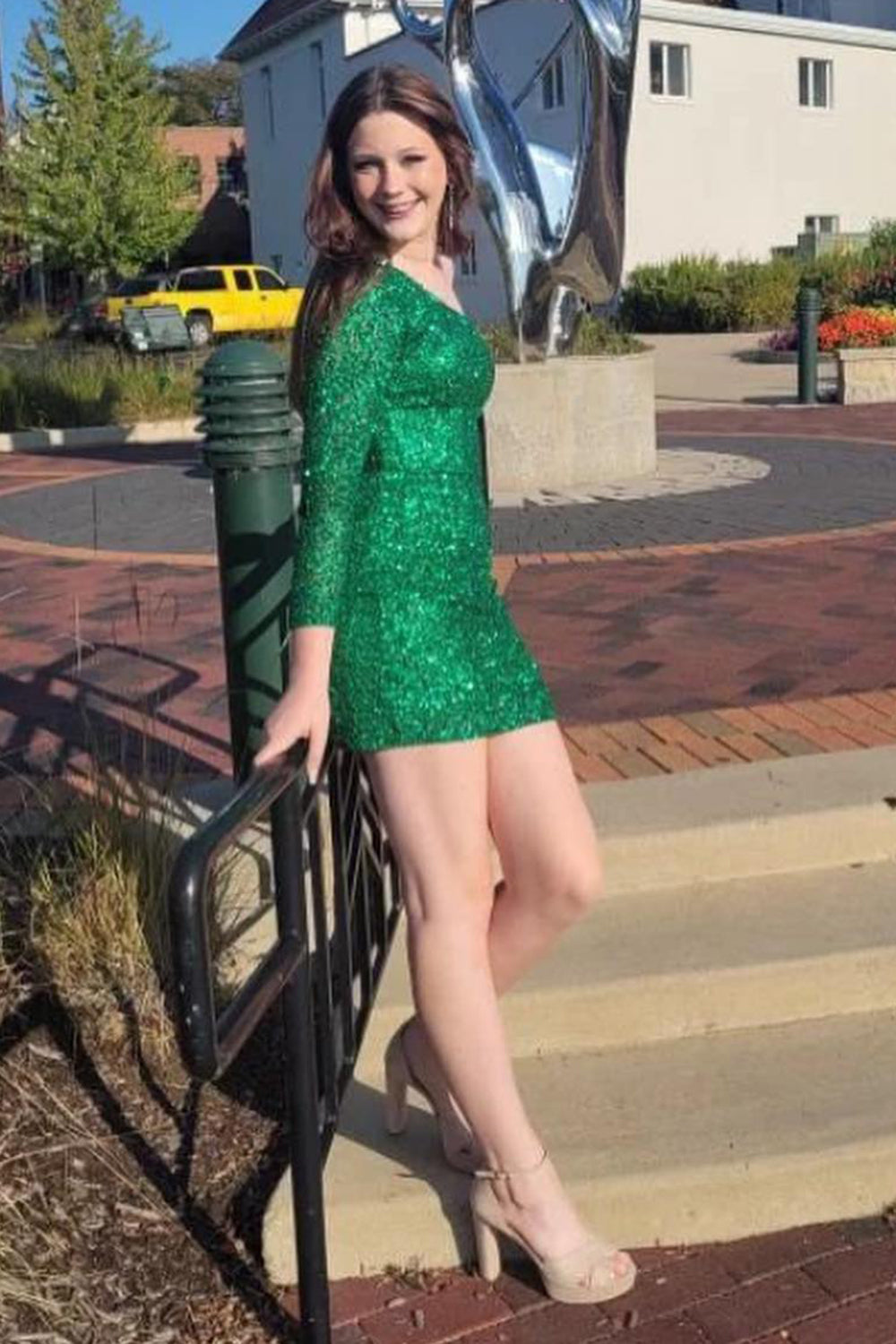 Fuchsia Homecoming Dresses One Shoulder One Sleeves Tight Short Sequin Prom Dress