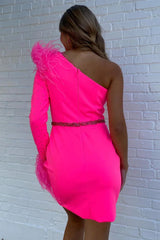 Fuchsia Homecoming Dresses One Shoulder Sequined Tight Short Cocktail Dresses with Feathers