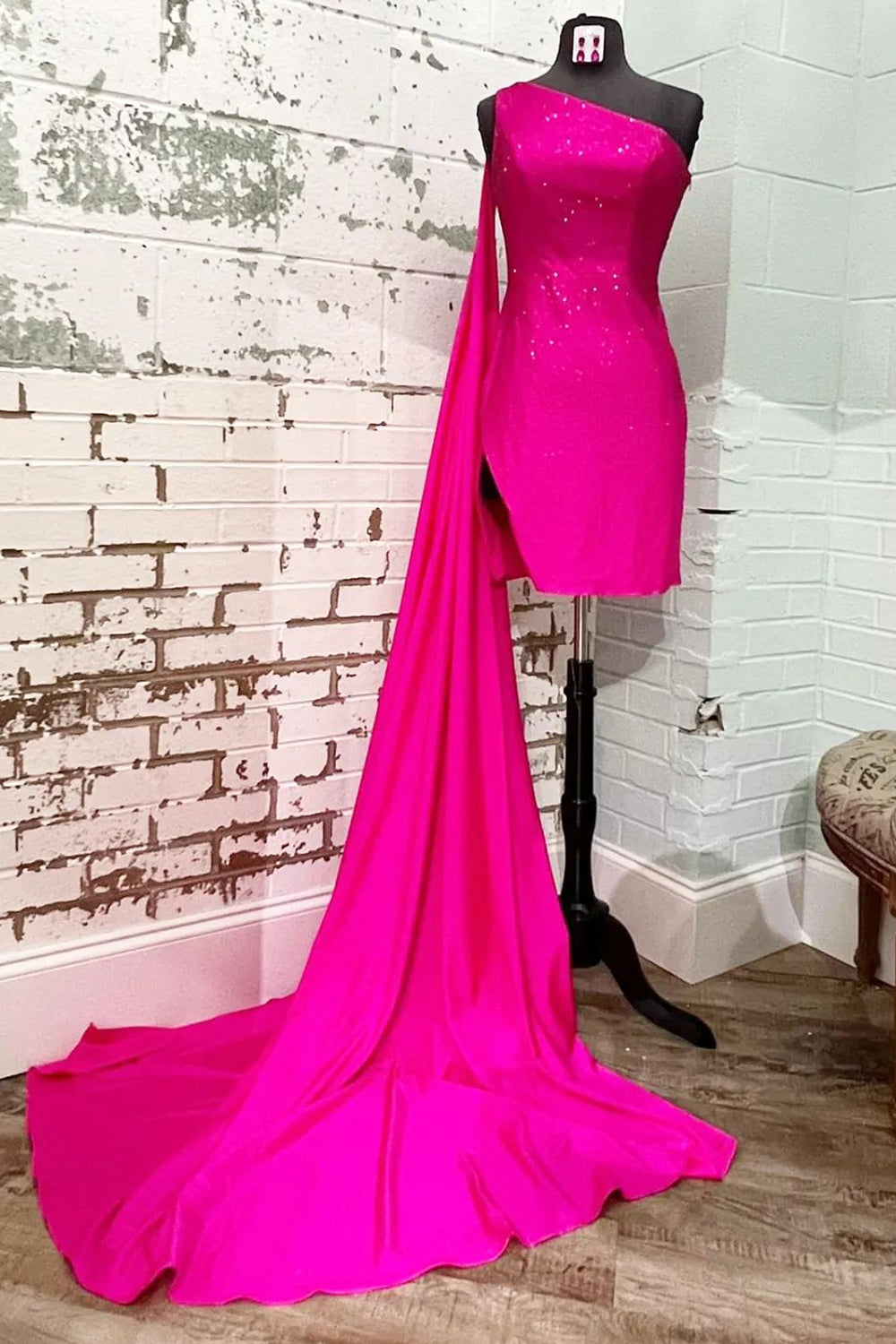Fuchsia Homecoming Dresses Sequin One Shoulder Watteau Train Tight Prom Dress