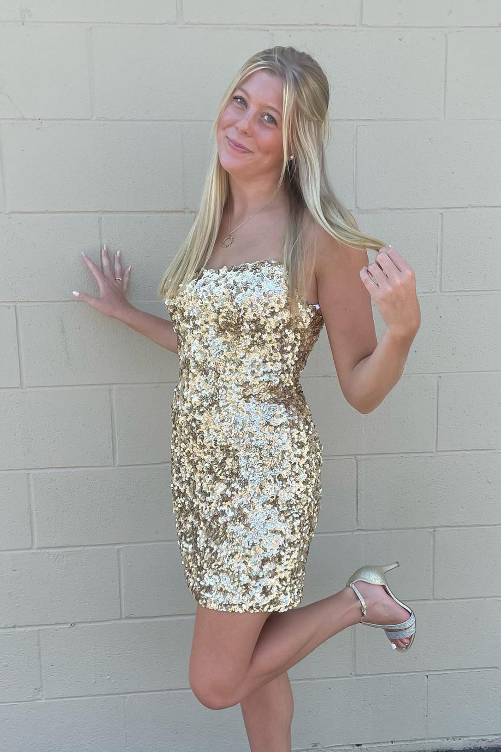 Fuchsia Homecoming Dresses Sequin Strapless Sleeveless Tight Prom Dress
