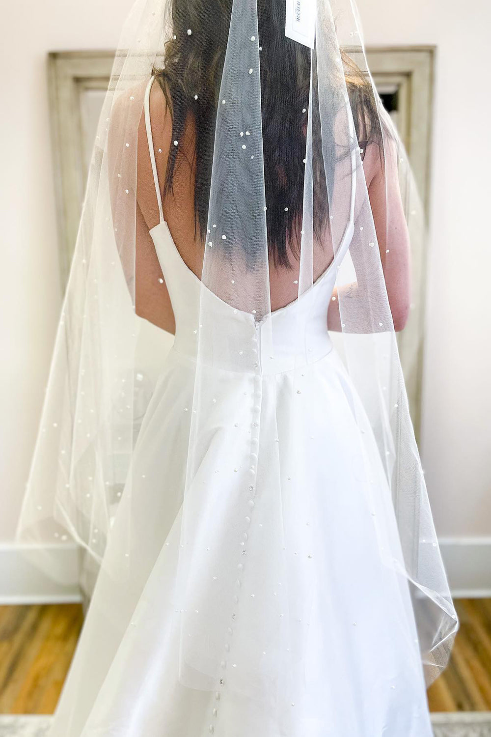 Glamorous A-Line Spaghetti Straps Sweetheart Satin Backless Beach Wedding Dress With Pockets