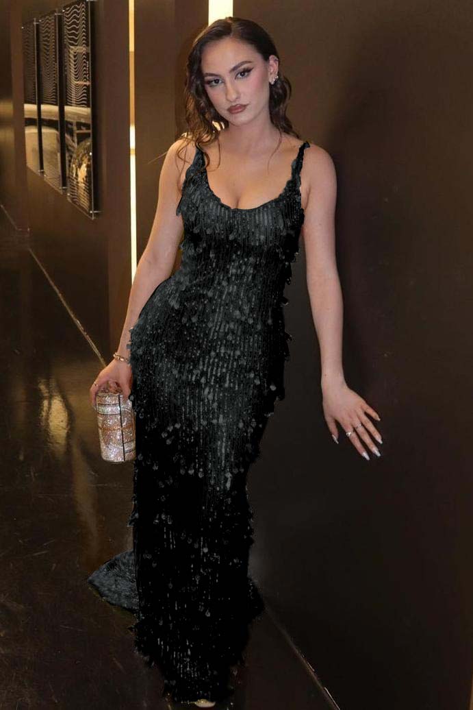 Glamorous Green Prom Dress Spaghetti Strap Sleeveless Long Evening Formal Dress With Beadings