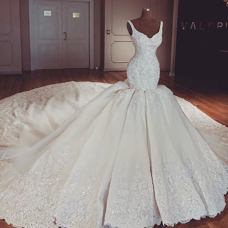 Glamorous Mermaid Puffy Lace Wedding Dresses | Straps Lace Appliques Sleeveless Bridal Gowns | Suzhoufashion Glamorous Mermaid Puffy Lace Wedding Dresses | Straps Lace Appliques Sleeveless Bridal Gowns | Suzhoufashion