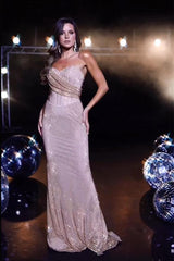 Glamorous Pink Sequined Sleeveless Mermaid Evening Dress Off-the-shoulder