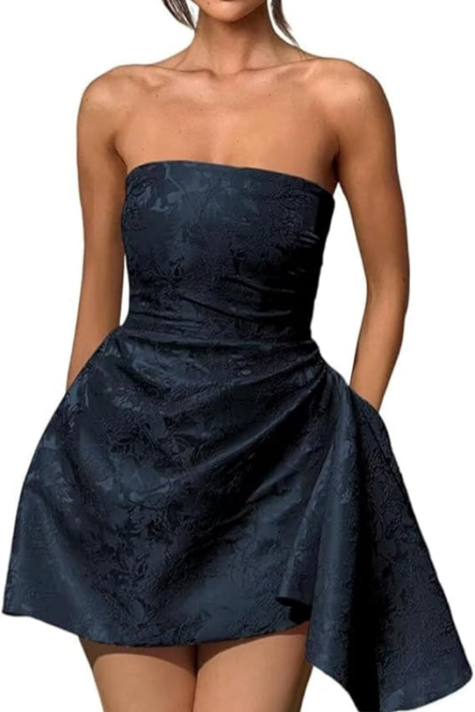 Glamorous Ruched Satin Short Cocktail Dresses Strapless Homecoming Dresses with Pocket