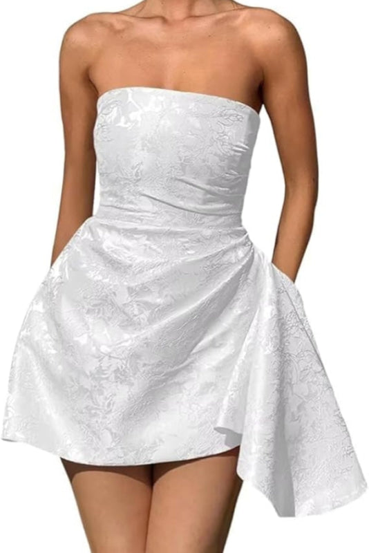 Glamorous Ruched Satin Short Cocktail Dresses Strapless Homecoming Dresses with Pocket