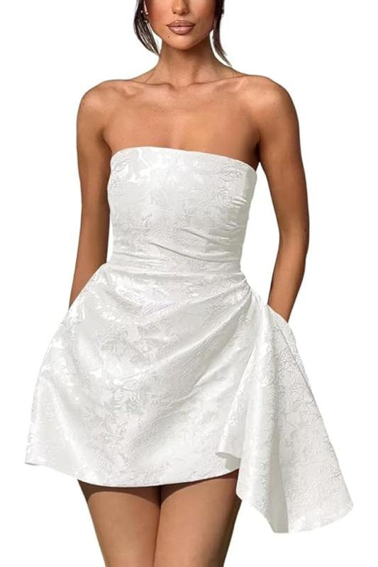 Glamorous Ruched Satin Short Cocktail Dresses Strapless Homecoming Dresses with Pocket