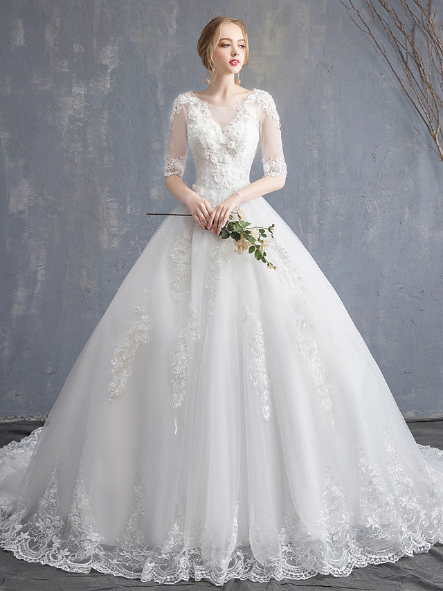 Glamorous See-Through Ball Gown Wedding Dress Scoop Lace Tulle Sequined Half Sleeve Bridal Gowns with Chapel Train