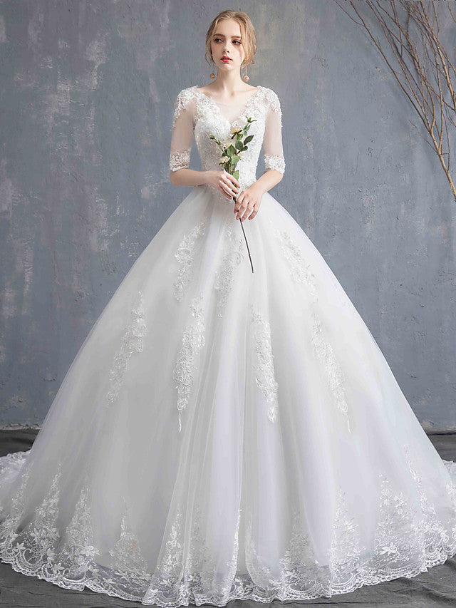 Glamorous See-Through Ball Gown Wedding Dress Scoop Lace Tulle Sequined Half Sleeve Bridal Gowns with Chapel Train
