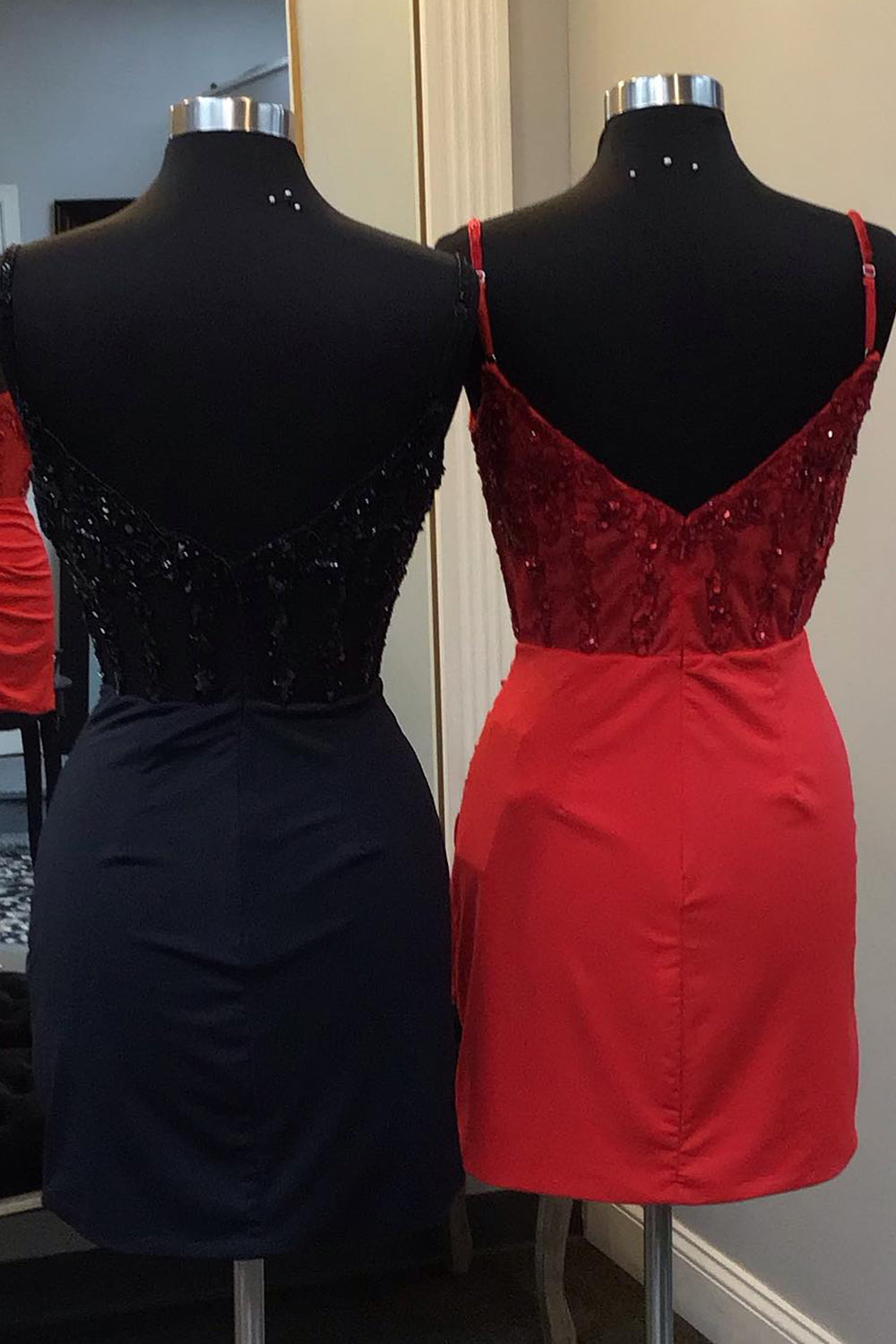 Glitter Black Homecoming Dresses Corset Satin Asymmetrical Tight Short Cocktail Dresses with Sequin