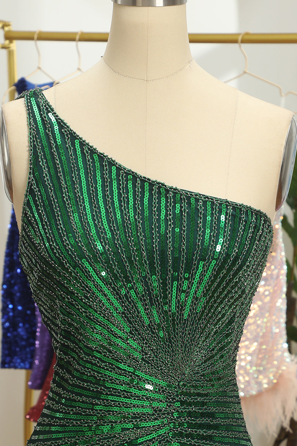 Glitter Dark Green Homecoming Dresses One Shoulder Beaded Tight Prom Dress