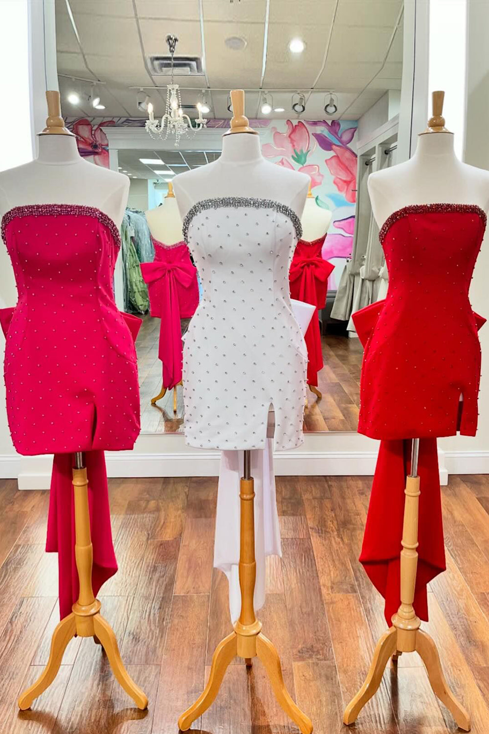 Glitter Fuchsia Homecoming Dresses Beaded Strapless Bodycon Short Cocktail Dresses With Bow