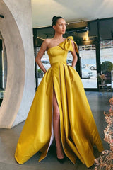 Glorious One Shoulder Yellow Evening Prom Dresses Split Long With Pockets