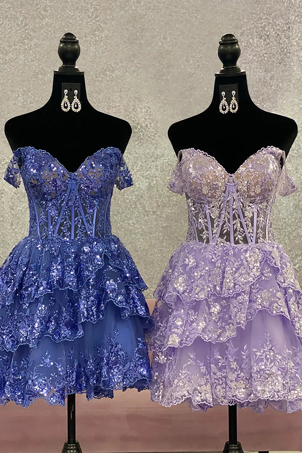 Golden Homecoming Dresses A-Line Tiered Lace Short Cocktail Dresses