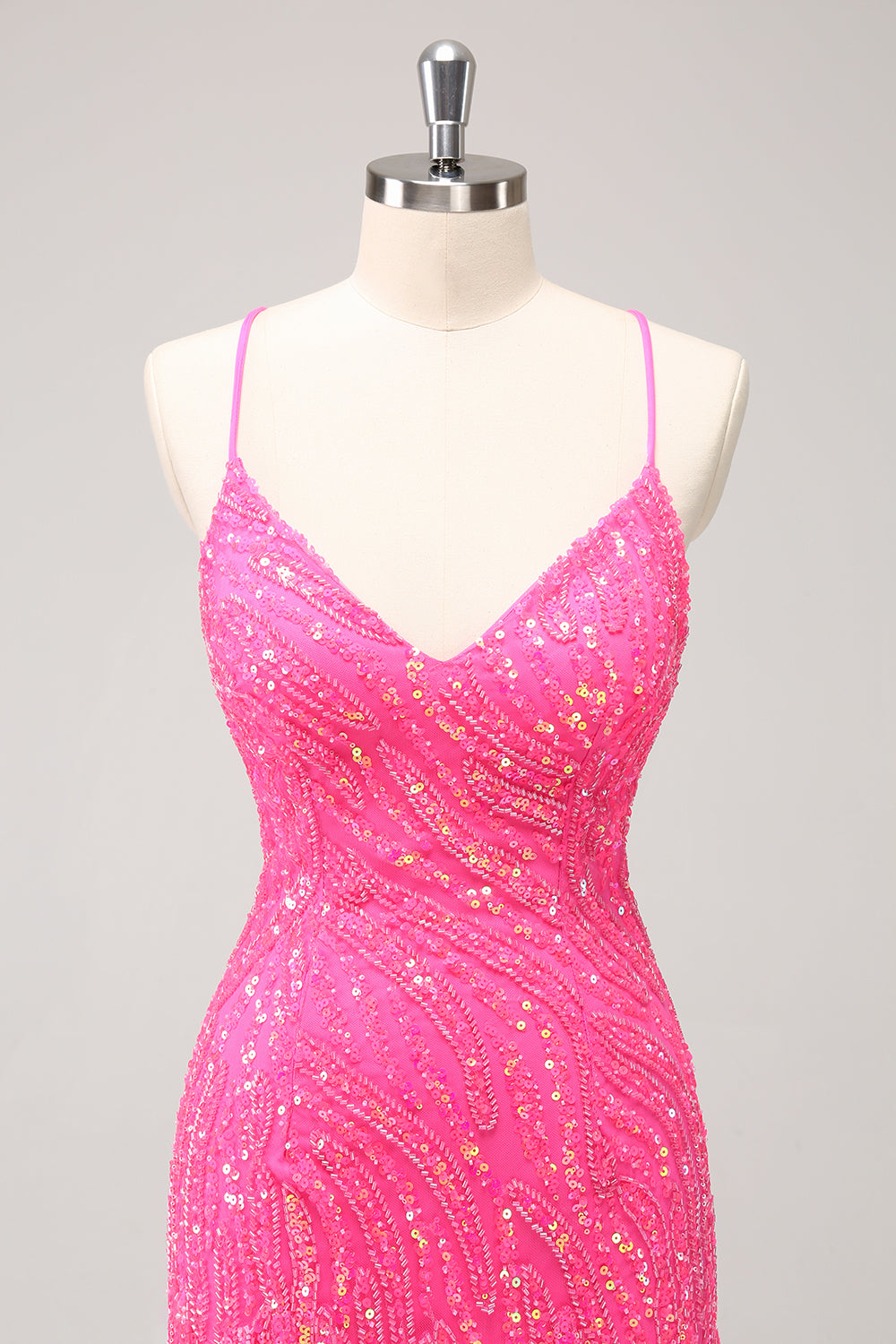Golden Homecoming Dresses Sequined Spaghetti Straps Tight Short Cocktail Dresses With Fringes
