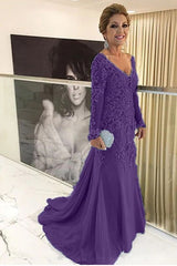 Gorgeous Long Mermaid V-neck Tulle Appliques Lace Evening Dresses with Sleeves
