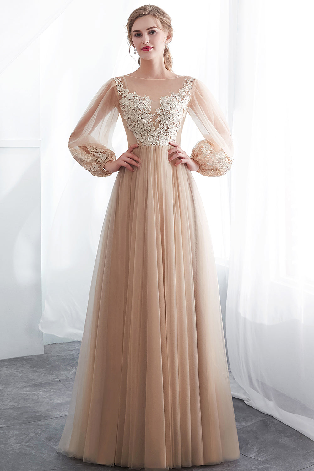 Gorgeous Long Sleeve Tulle Prom Dress | Long Evening Party Gowns With Appliques