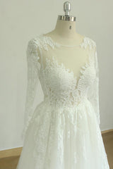 Gorgeous Longsleeves White Appliques Wedding Dress | Tulle Lace Jewel Bridal Gown