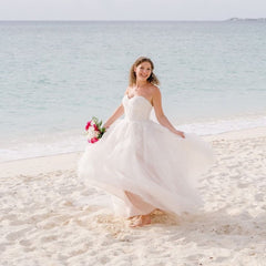 Gorgeous Sweetheart Lace Wedding Dress Long Tulle Bridal Gowns Online