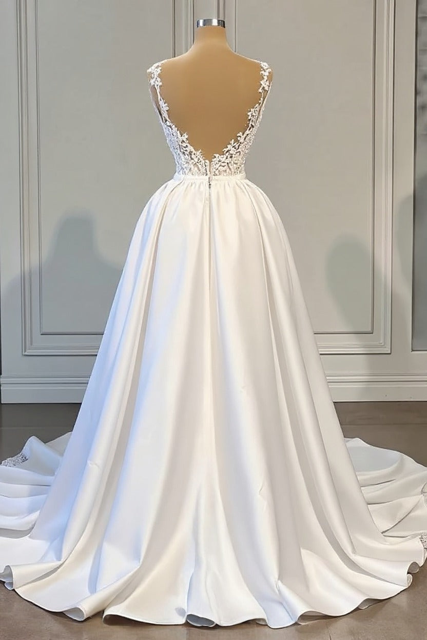 Gorgeous V-neck Sleeveless A-line Wedding Dress With Detachable Train