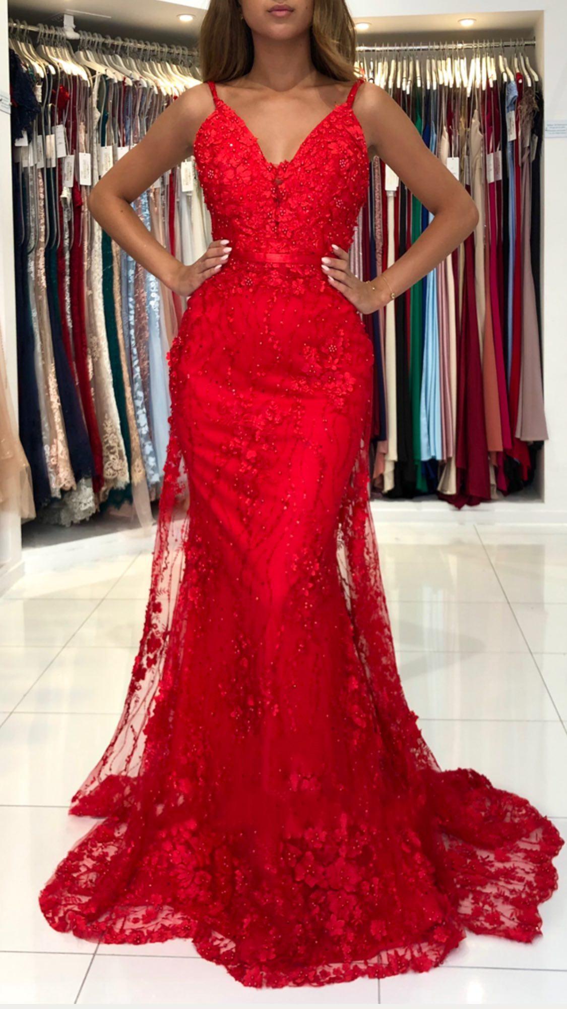 Graceful Sleeveless Tulle Ruby Beading Lace Mermaid Prom Dresses