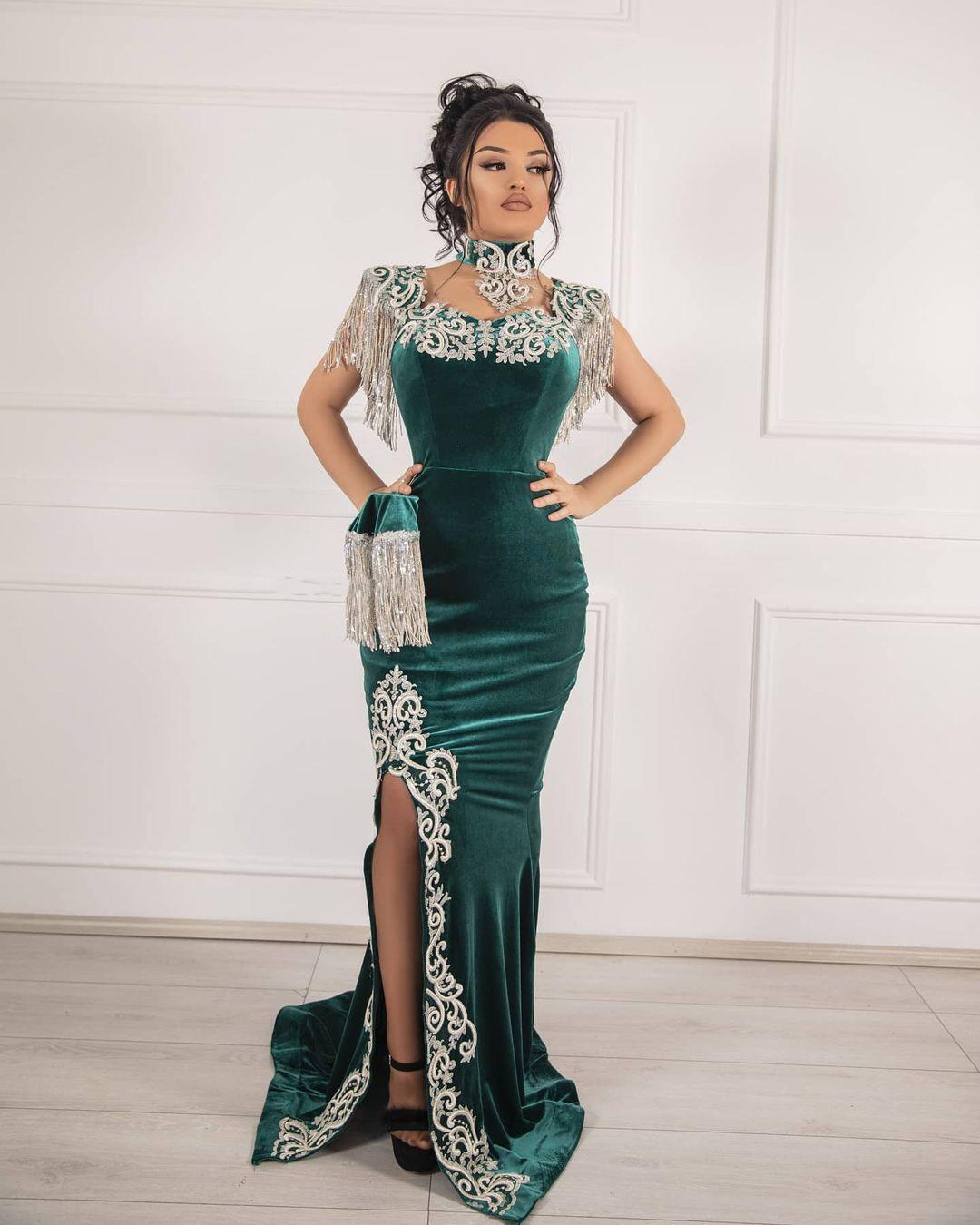 Green Velvet Christmas Party Dress Lace Appliques Slit Formal Dress With Detachable Train