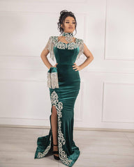 Green Velvet Christmas Party Dress Lace Appliques Slit Formal Dress With Detachable Train