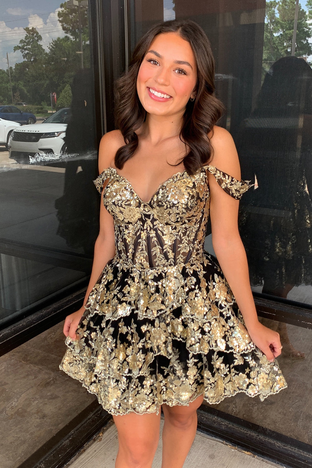 Grey Homecoming Dresses A-Line Tiered Lace Short Cocktail Dresses