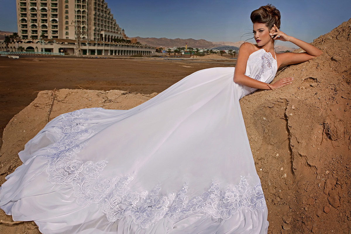 Halter White Chiffon Beach Bridal Dresses Waistband Applique Wedding Dresses
