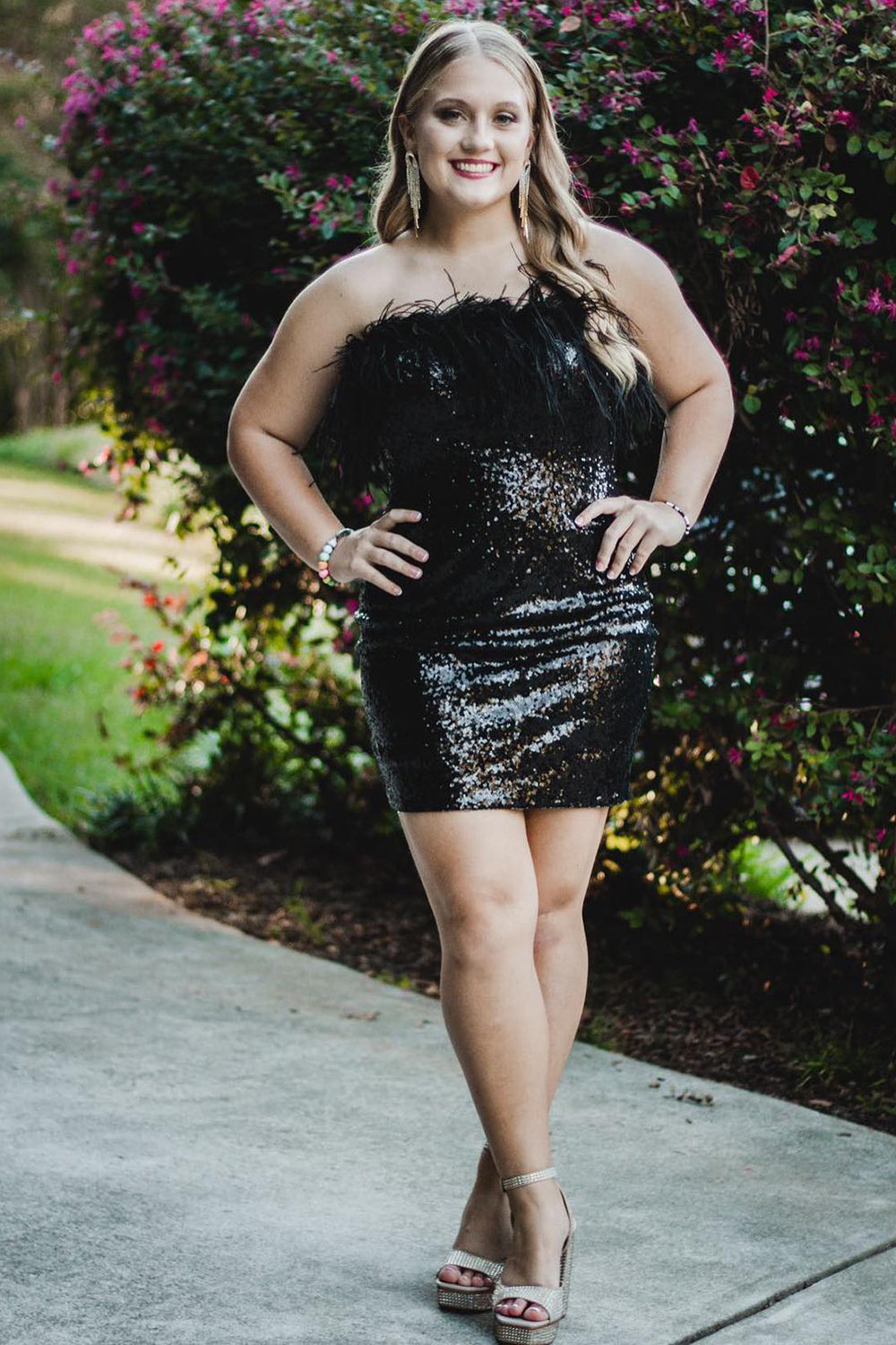 Homecoming Dresses Strapless Prom Dress with Feathers