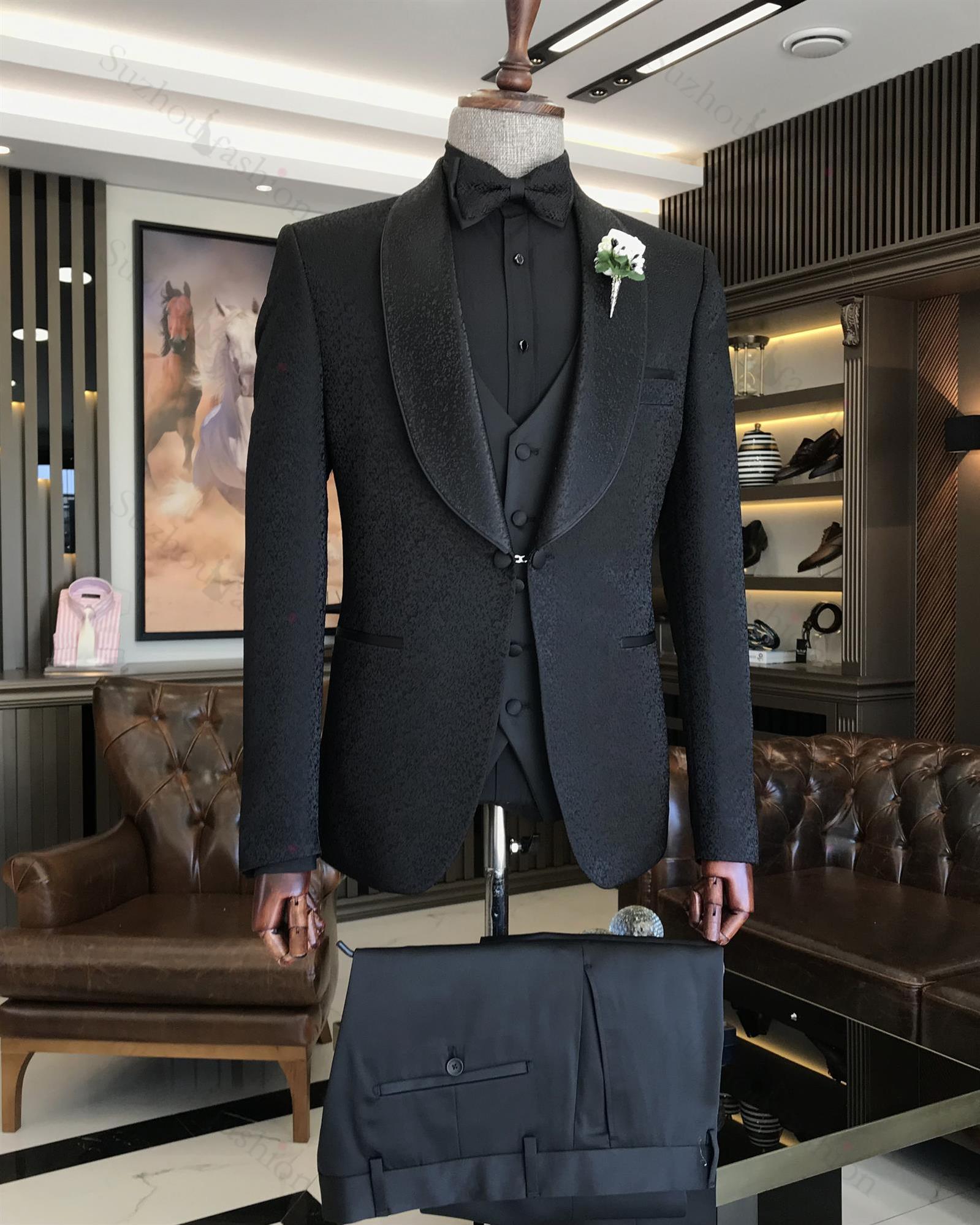 Jacquard Shawl Lapel Three Piece Wedding Suit Newest