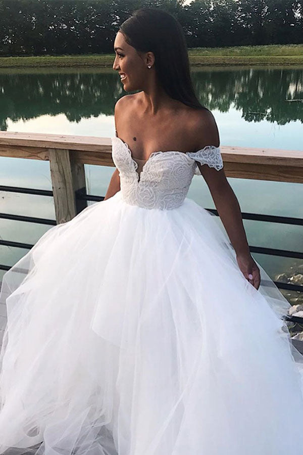 Lace Wonderful Appliques A-line Wedding Dresses