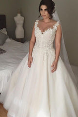 Latest A-line Lace Applique Bridal Gown Open Back Sleeveless Court Train Wedding Dress JT116