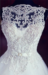 Latest Crystal White Tulle Wedding Dress with Beadings Court Train Lace Formal Bridal Gown