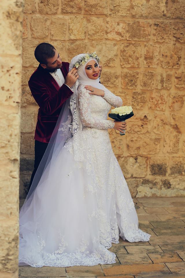 Latest White Lace Long Sleeve Arabic Bridal Dresses Formal Sweep Train Arab Wedding Dress