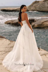 Long Ivory A Line Beach Wedding Dress Strapless Appliques Tulle Bridal Gown