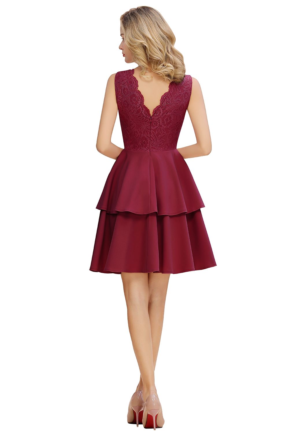 Lovely Sleeveless Lace Short Cocktail Dresses Mini Party Gowns With Two Layers