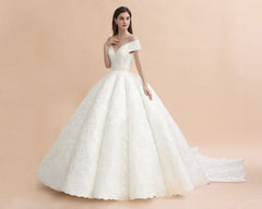Luxury Ball Gown Lace Satin Sweetheart Wedding Dress | Sleeveless Bridal Gowns with V-Back