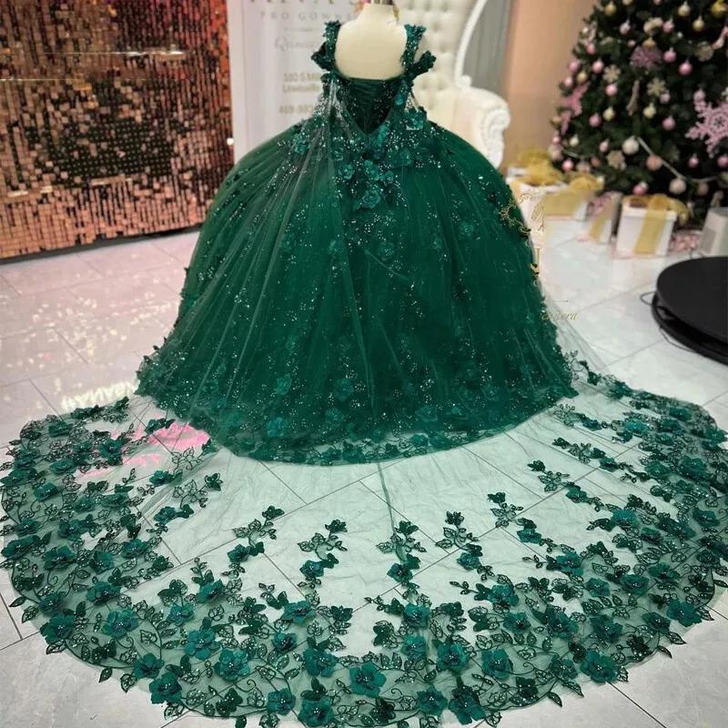 Luxury Ball Gown Off Shoulder 3D Flower Appliques Beaded Emerald Green suzhoufashion Luxury Ball Gown Off Shoulder 3D Flower Appliques Beaded Emerald Green suzhoufashion