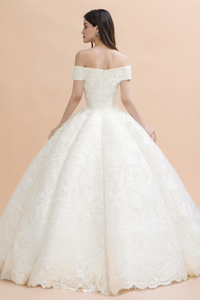 Luxury Ball Gown Off-the-Shoulder Sweetheart Wedding Dress | Sleeveless Lace Satin Bridal Gowns
