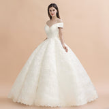 Luxury Ball Gown Off-the-Shoulder Sweetheart Wedding Dress | Sleeveless Lace Satin Bridal Gowns