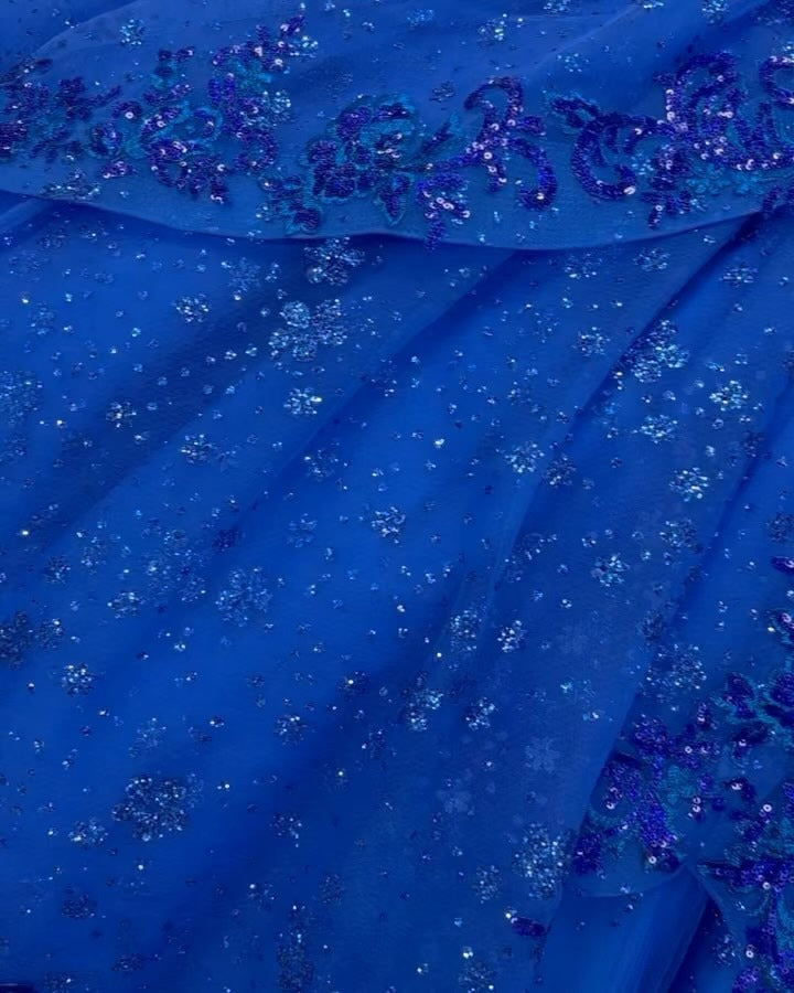 Luxury & Glamorous Ball Gown Off Shoulder Lace Appliques Beaded Tiered Glitter Ruffles Royal Blue Tulle Quinceanera Dress Evening Party Gown For Sweet 16