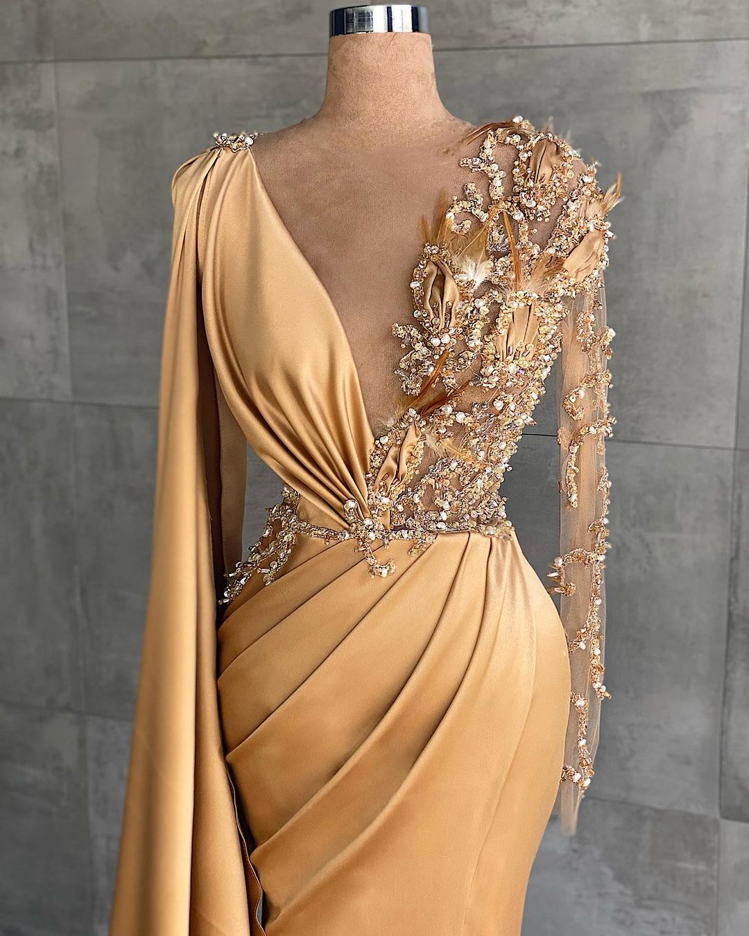 Luxury Long Sleeves Rose Gold Appliques Ruffles Split Mermaid Evening Dresses | Suzhoufashion Luxury Long Sleeves Rose Gold Appliques Ruffles Split Mermaid Evening Dresses | Suzhoufashion
