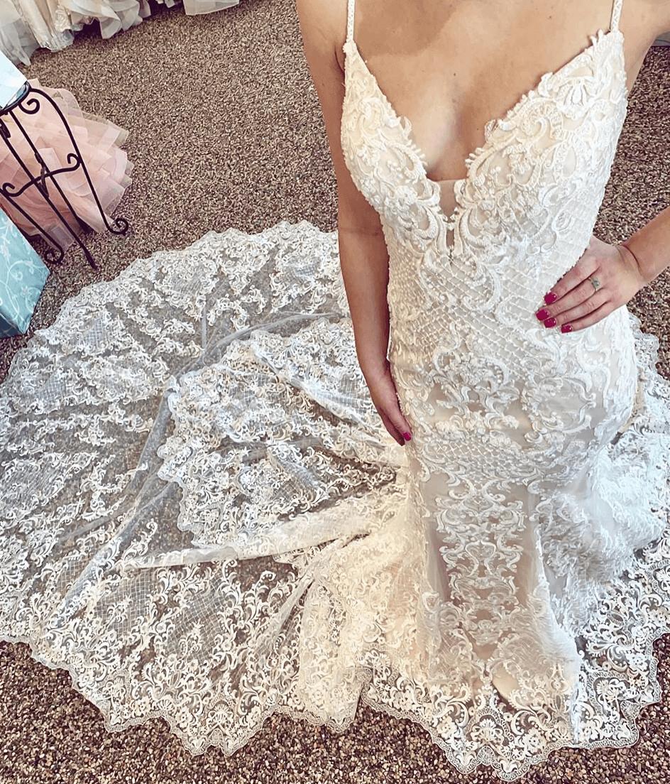 Mermaid Amazing Spaghetti-Straps V-neck Beach Wedding Dresses