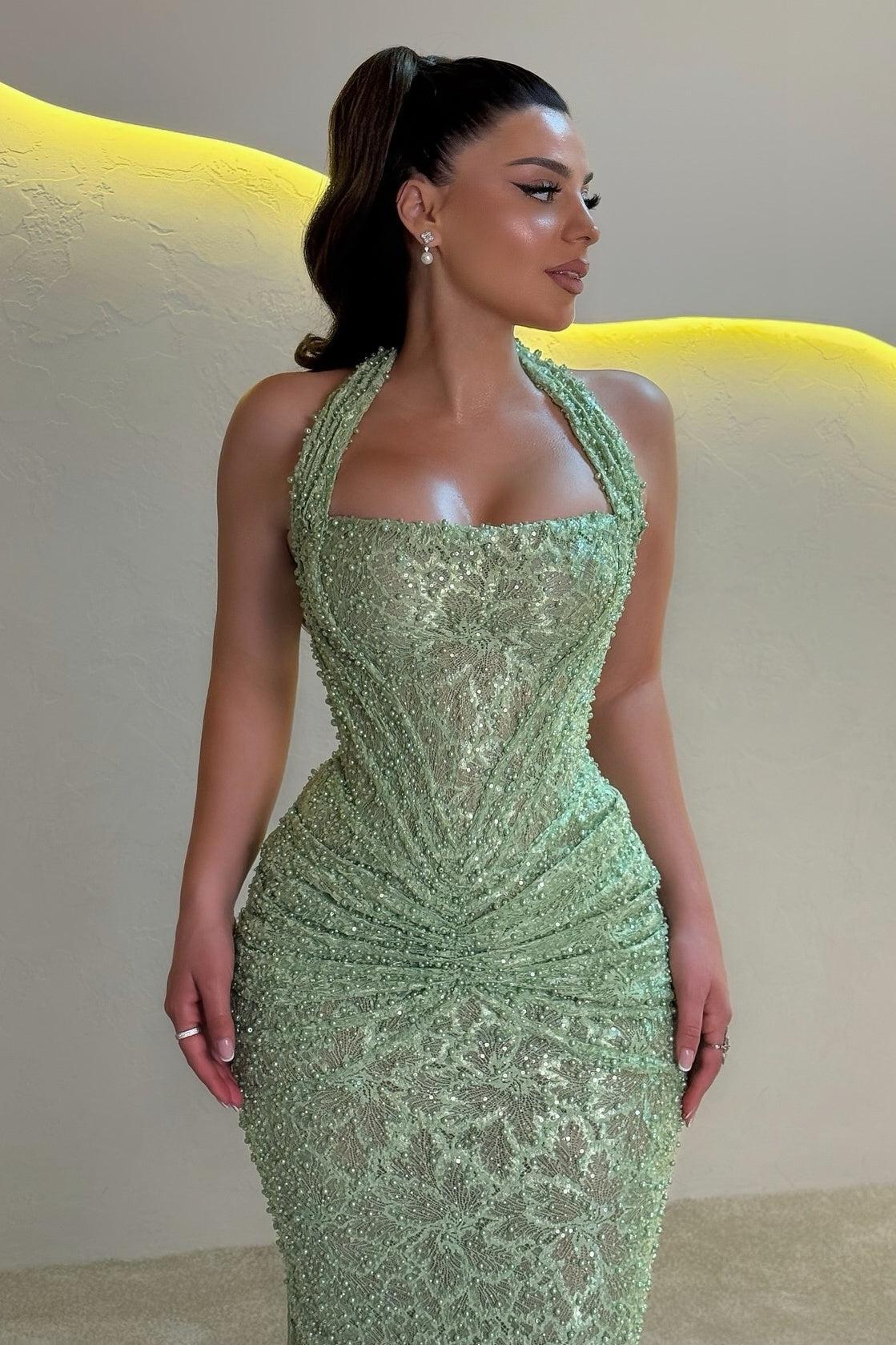 Mermaid Halter Neck Gold Sequined Long Prom Dress With Ruched Formal Evening Gown