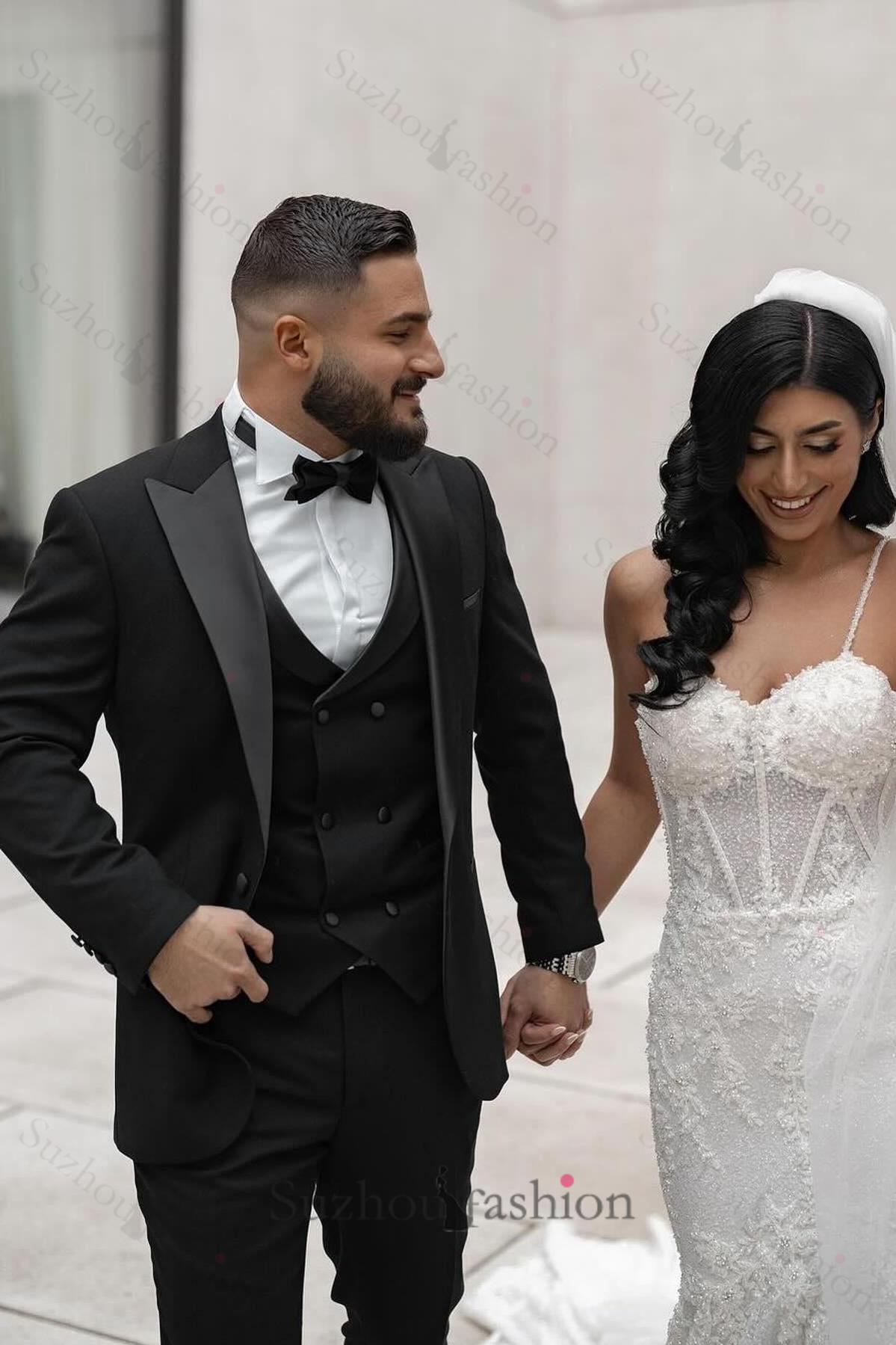 Mermaid Lace Spaghetti Straps Sleeveless White Wedding Dress Long Bridal Gown With Appliques