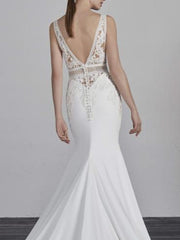 Mermaid Wedding Dress V-neck Satin Spaghetti Strap Bridal Gowns with Court Train
