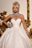 Modern Princess Long Long Glitter Sleeveless Bridal Dress