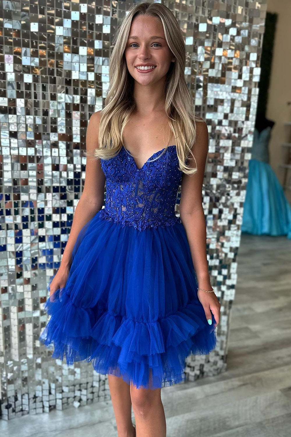 Suzhoufashion Navy Homecoming Dresses Beaded A Line Short Cocktail Dresses with Appliques suzhoufashion Suzhoufashion Navy Homecoming Dresses Beaded A Line Short Cocktail Dresses with Appliques suzhoufashion