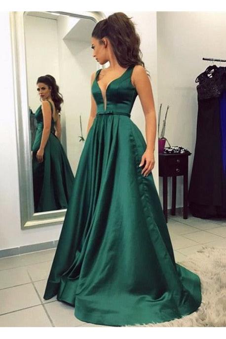 Newest Green Sleeveless V-neck A-line Backless Prom Dress